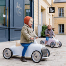 Enfant sur son Rider Snow White Baghera
