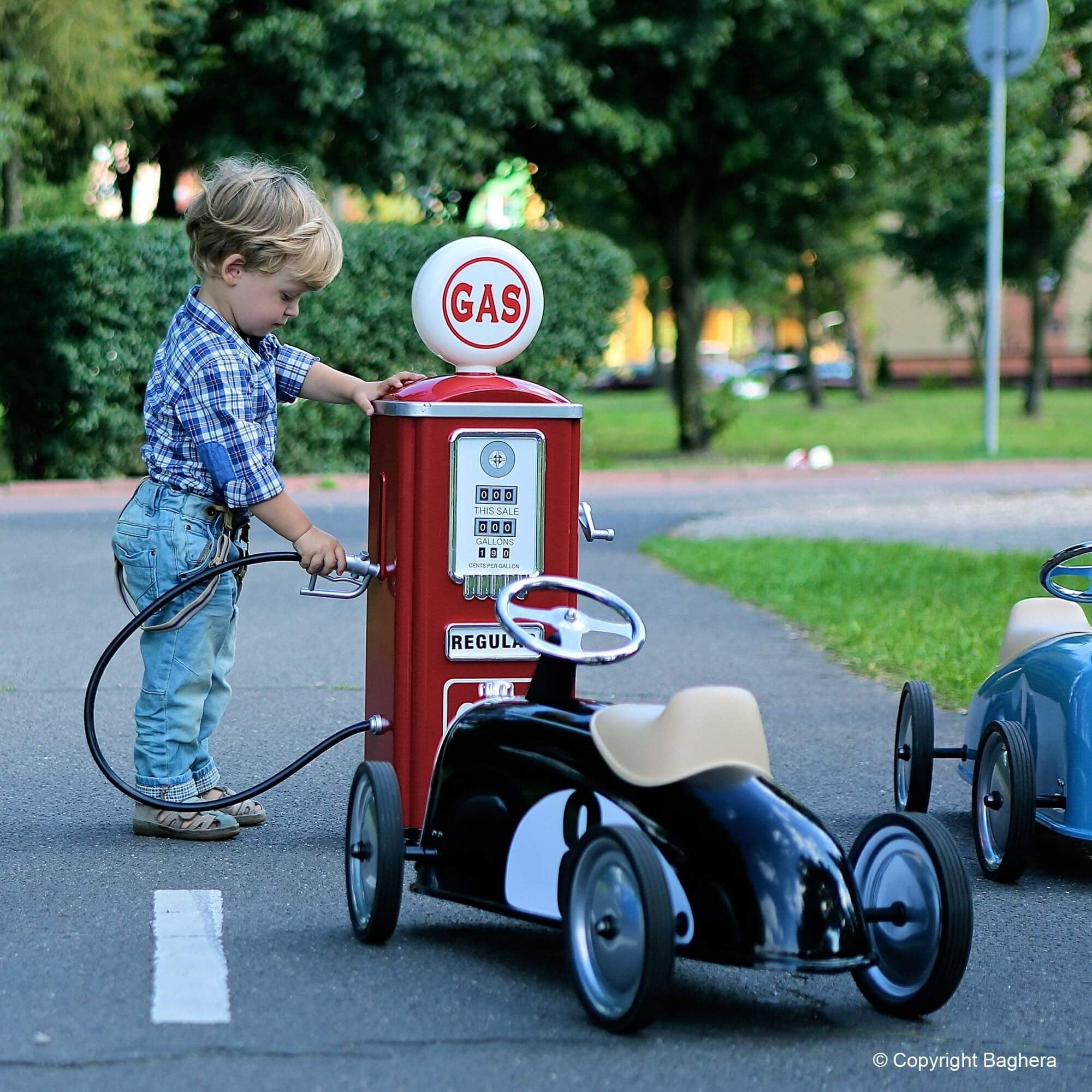 Station-service Miniature Yardwe Avec Voiture - Jouet éducatif Sans Pile Pour Enfants Station-service Miniature Yardwe Avec Voiture - Jouet éducatif Sans Pile Pour Enfants